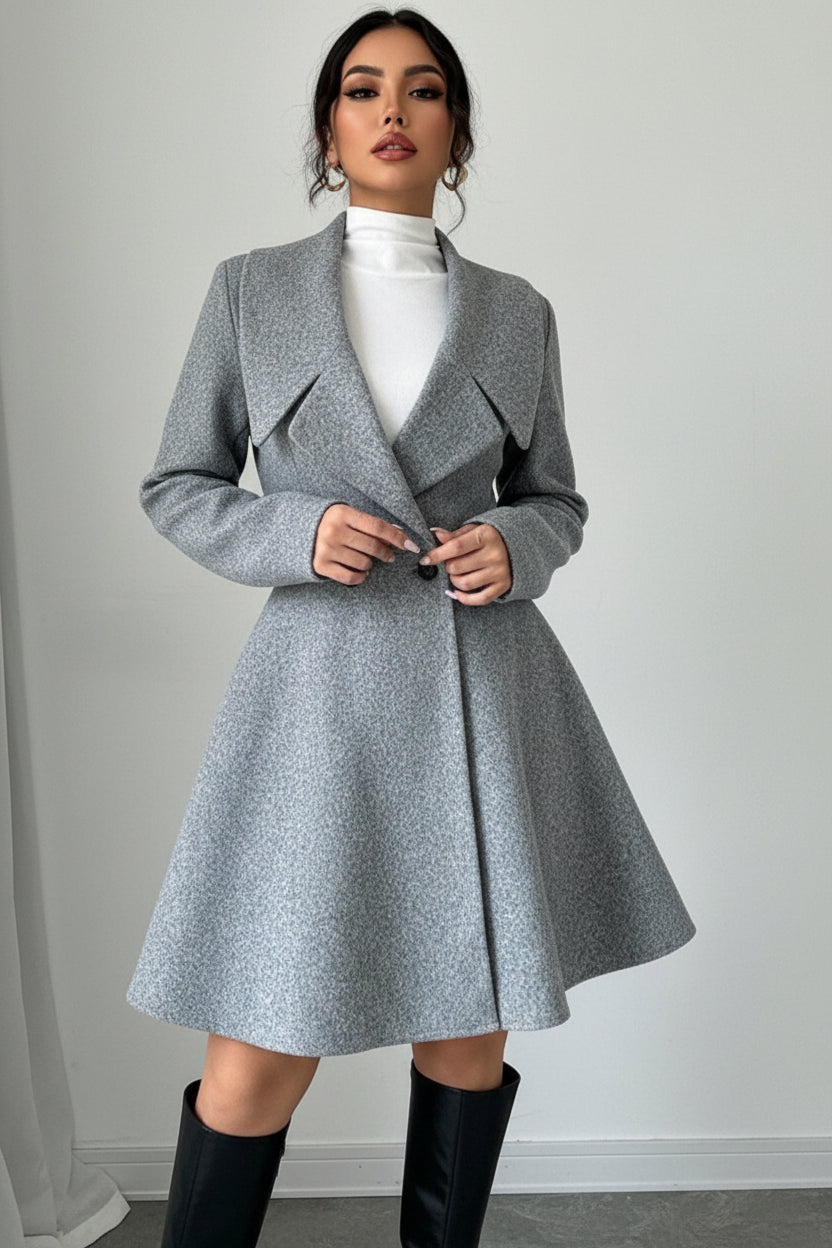 معطف نسائي مناسب للنزهات والإطلالات الرائعة