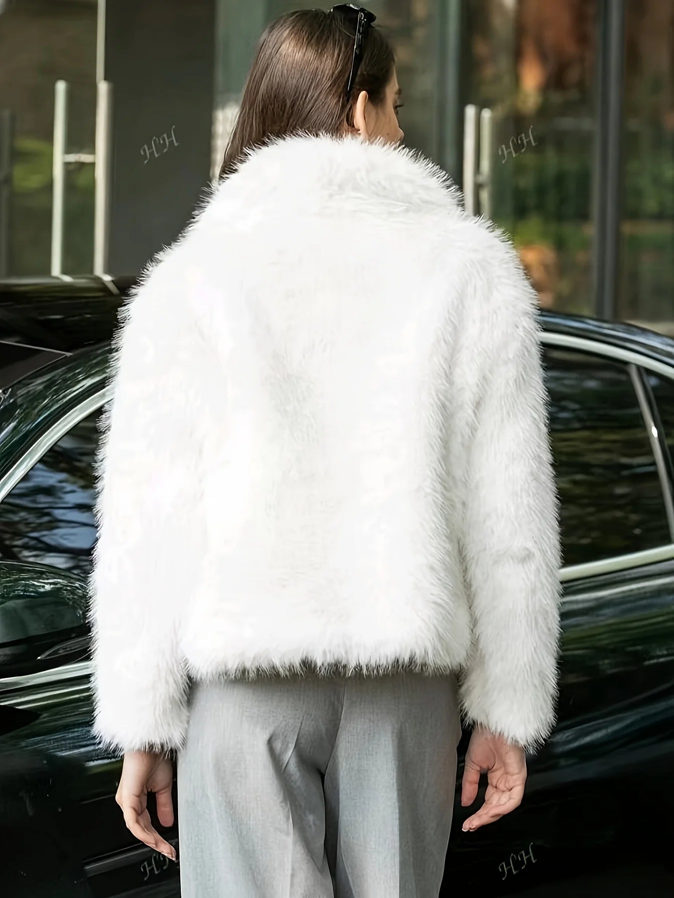 جاكيط نسائي مصنوع من قماش قطن  فرو بطية جميلة